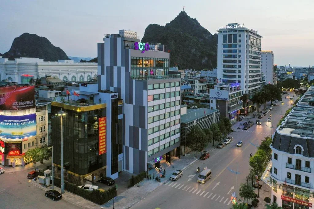 Khách sạn SOJO Hotel Hạ Long
