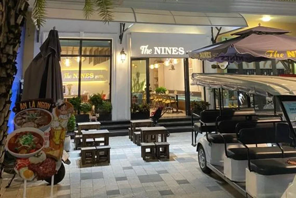 Khách sạn The Nines Hotel Phú Quốc
