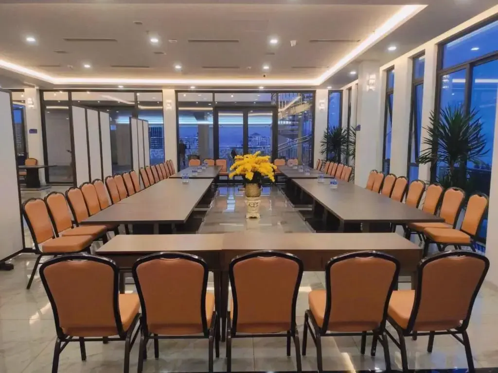 Khách sạn Danitel Hotel Hạ Long