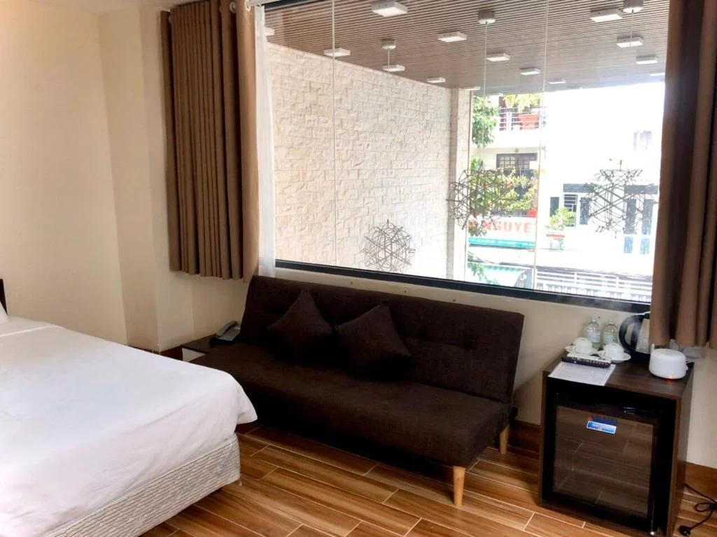 Khách sạn Yến Vàng Hotel & Apartment Nha Trang