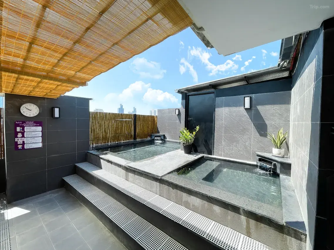 Khách sạn Azumaya Đào Tấn Hotel Hà Nội