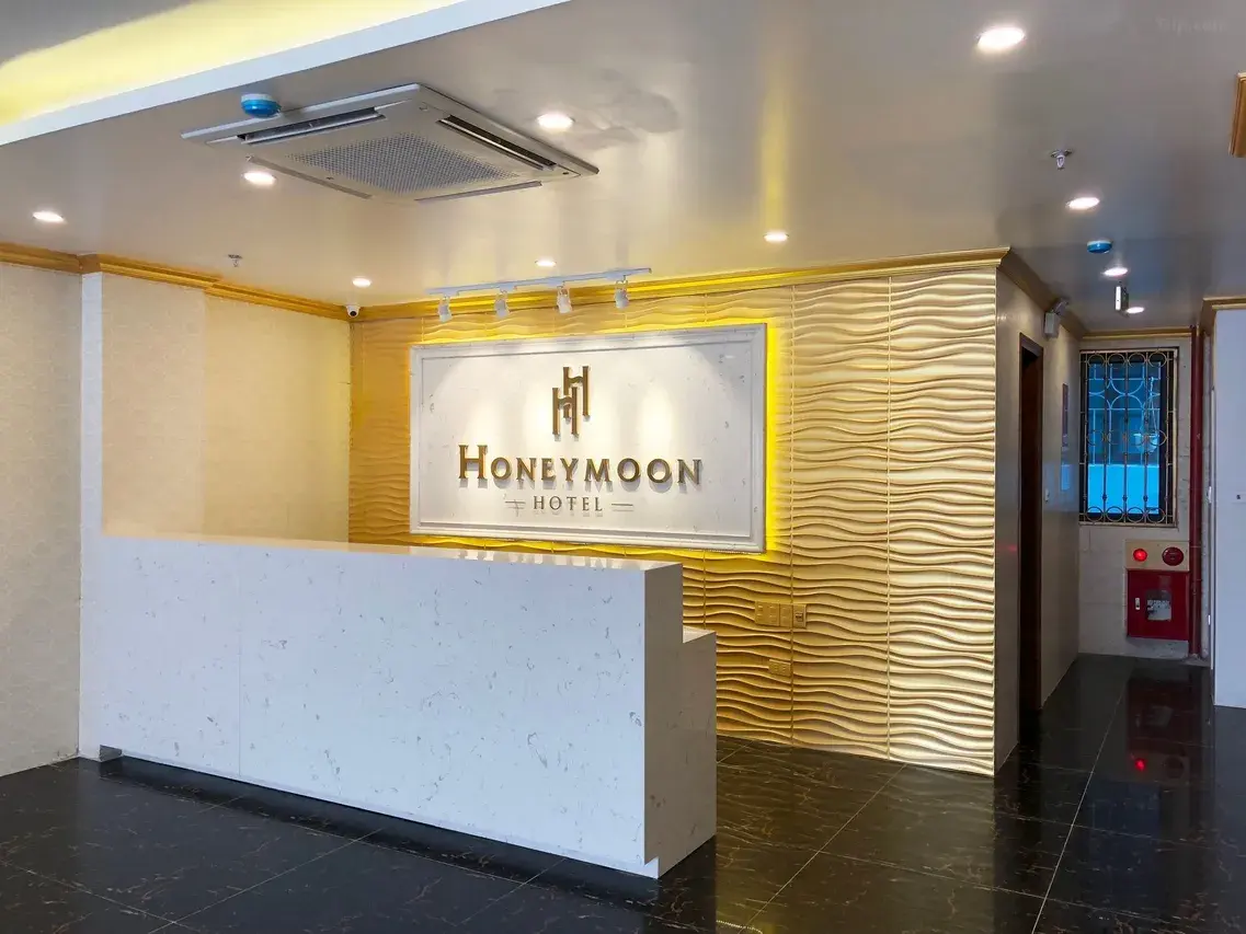 Khách sạn Honeymoon Hotel & Apartment Hà Nội