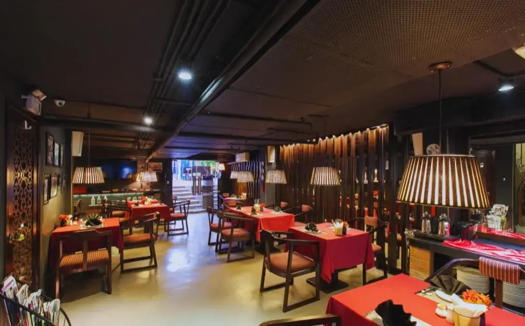Khách sạn Hanoi Emerald Waters Classy Hotel Hà Nội