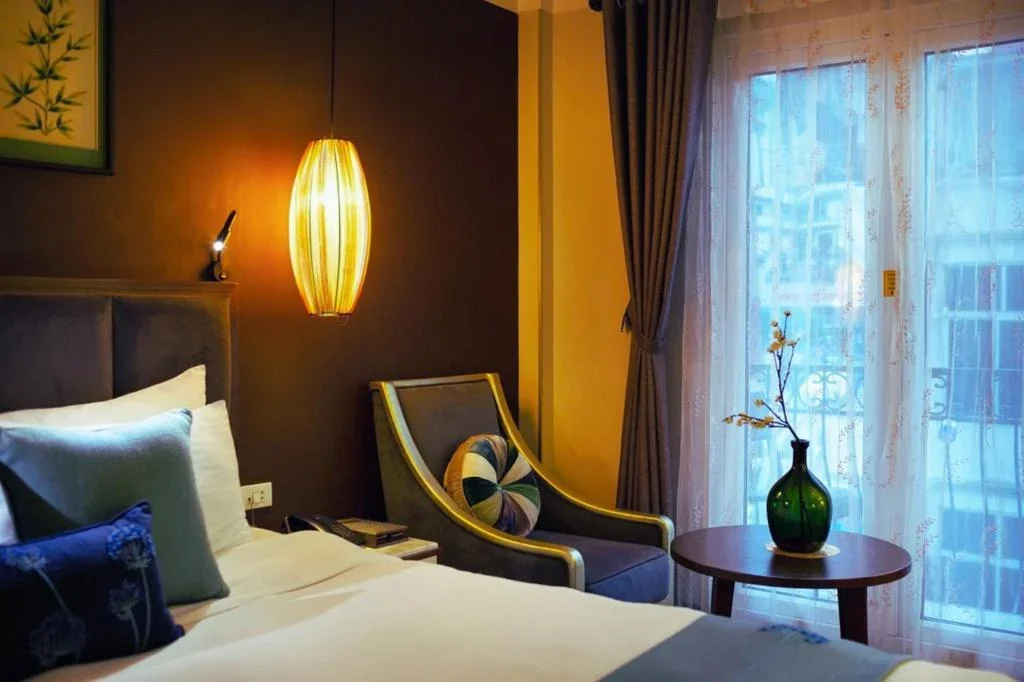 Khách sạn Hanoi Emerald Waters Classy Hotel Hà Nội