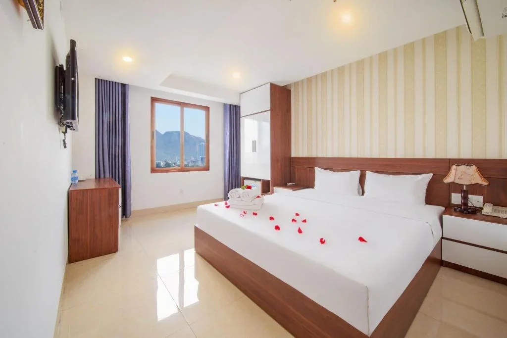 Khách sạn Hà Nhung Hotel Nha Trang