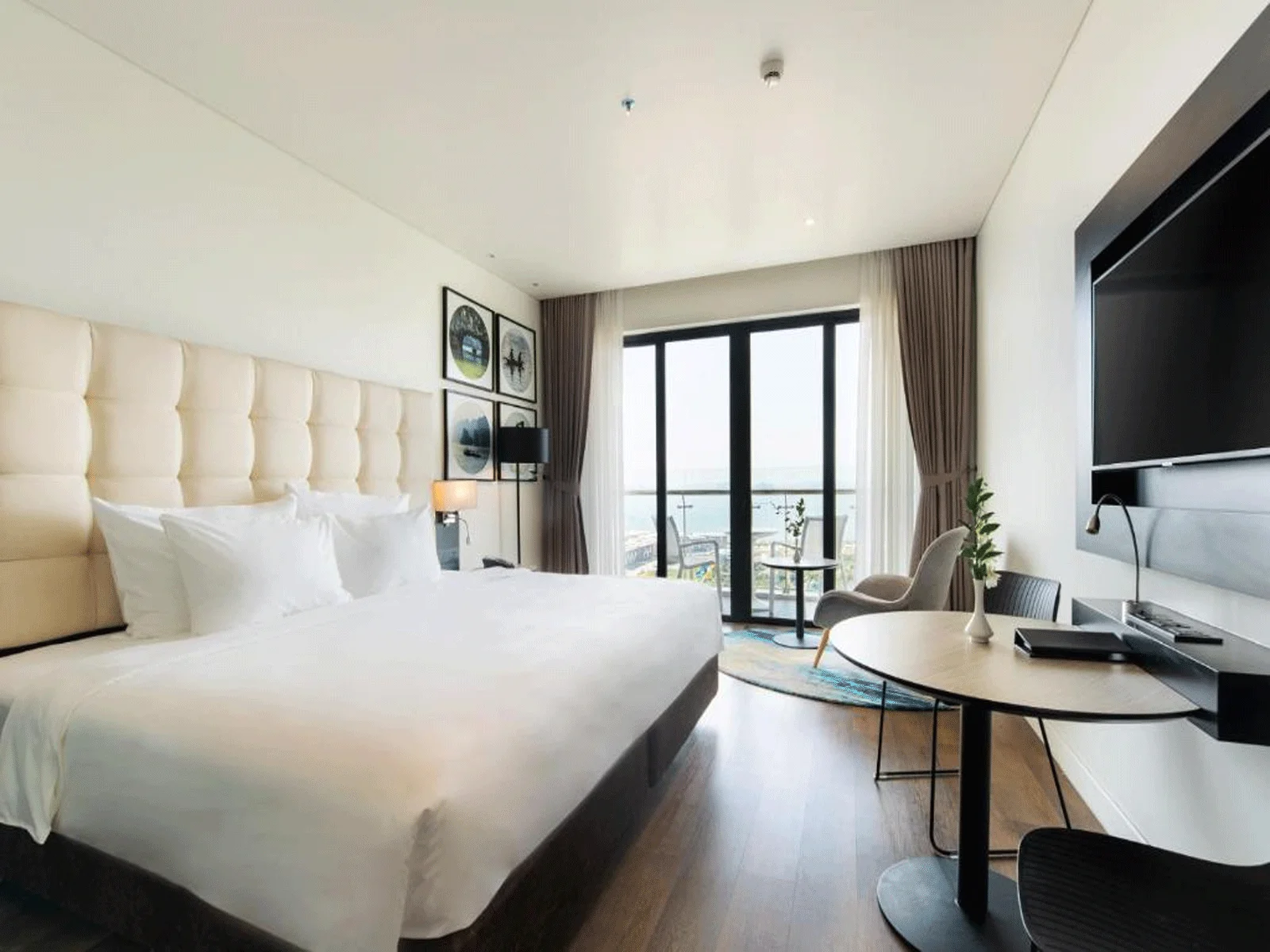 Khách sạn Hotel SOLEIL Hạ Long