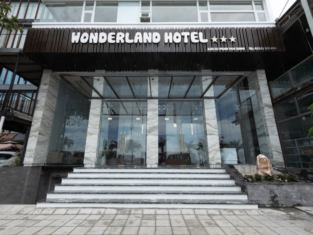 Khách sạn Nha Trang Wonderland Hotel