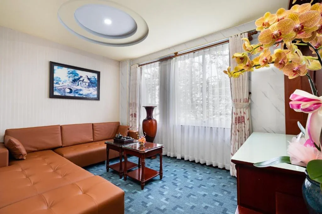 Khách sạn Lucasta Saigon Hotel Hồ Chí Minh