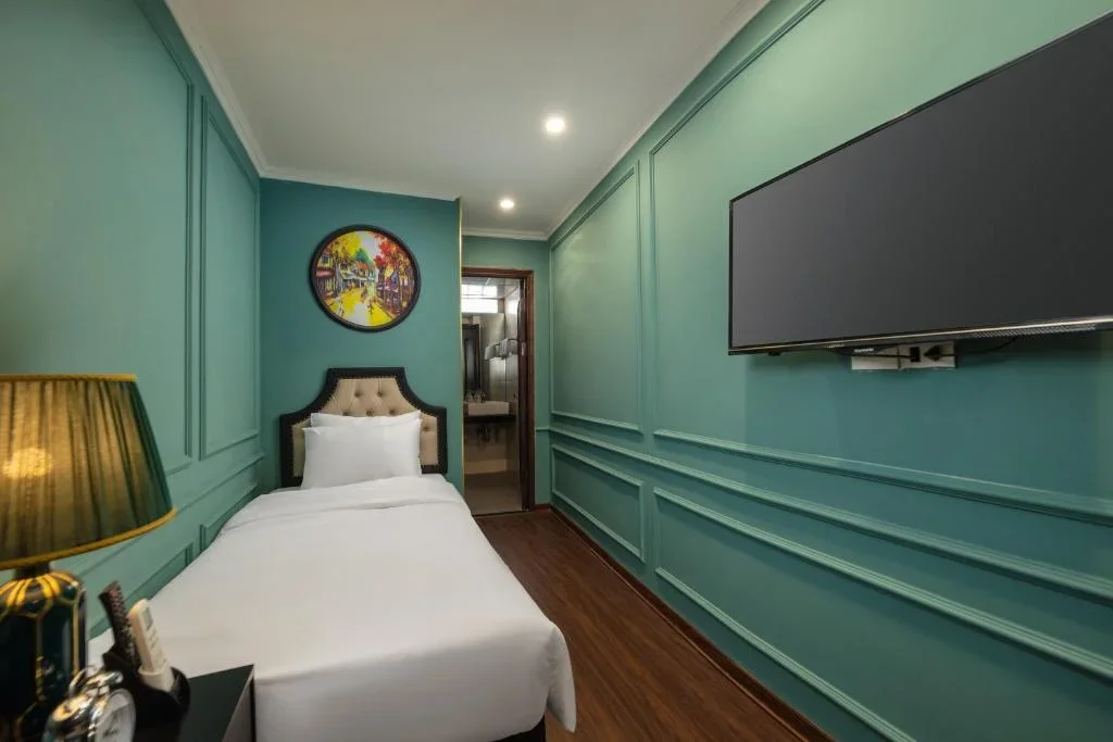 Khách sạn Madelise Palace Hotel & Spa Hà Nội