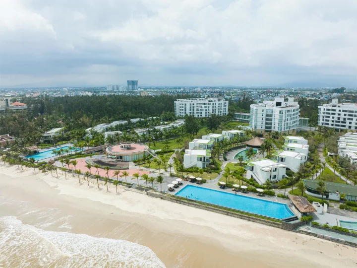 Meliá Đà Nẵng Beach