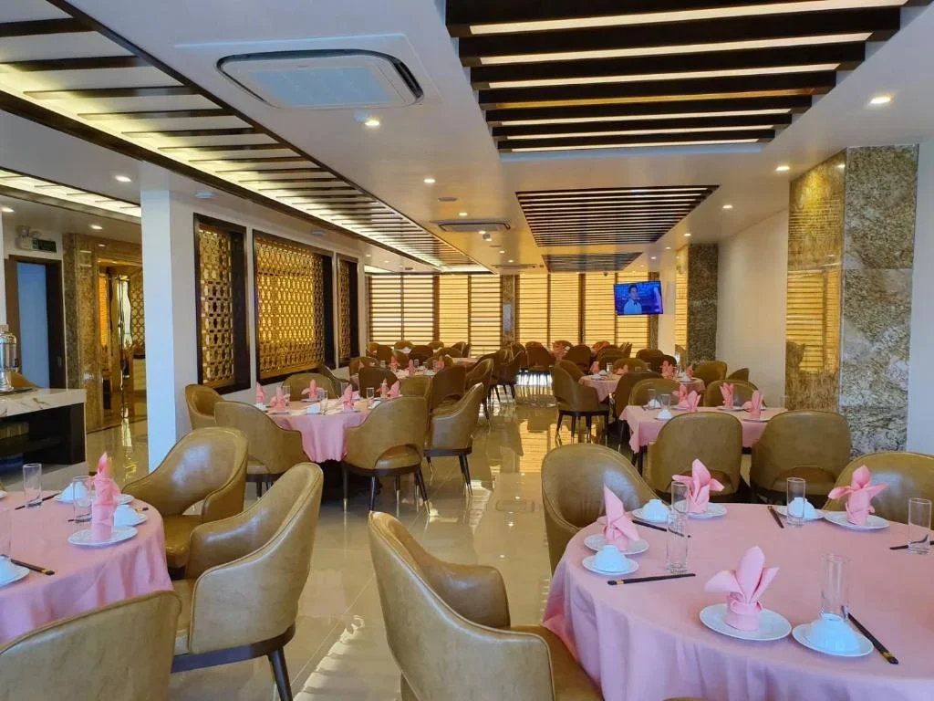 Khách sạn Golden Palm Hạ Long Hotel