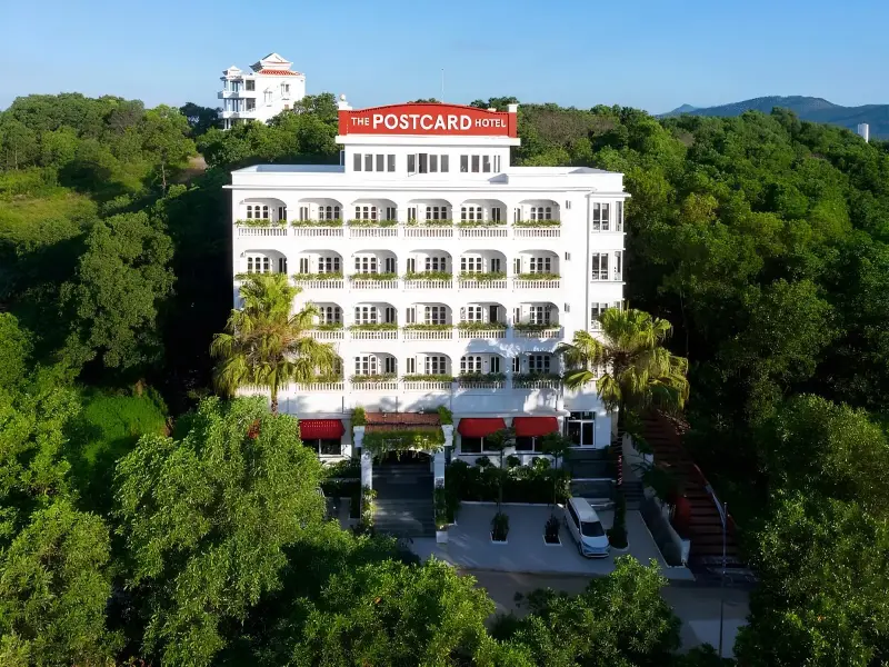 The Postcard Hotel Hạ Long