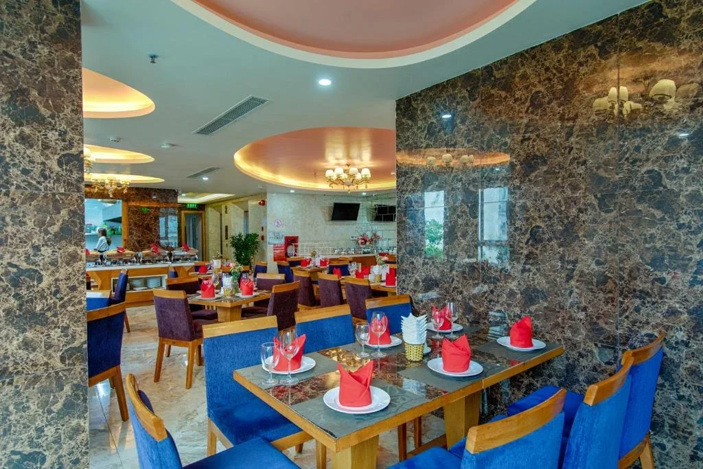 Khách sạn Fivitel Queen Hotel Đà Nẵng