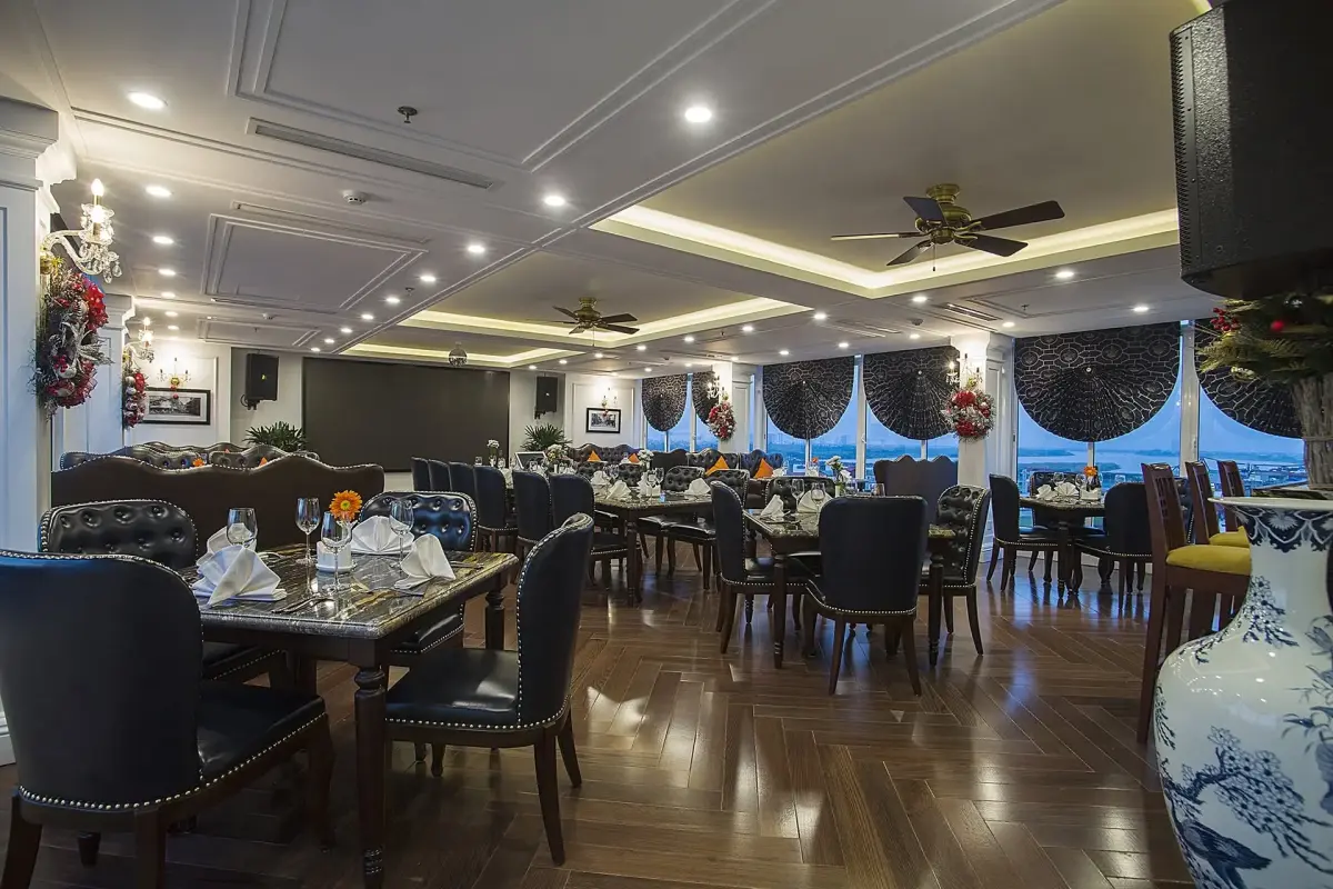 Khách sạn New Era Hotel & Villa Hà Nội