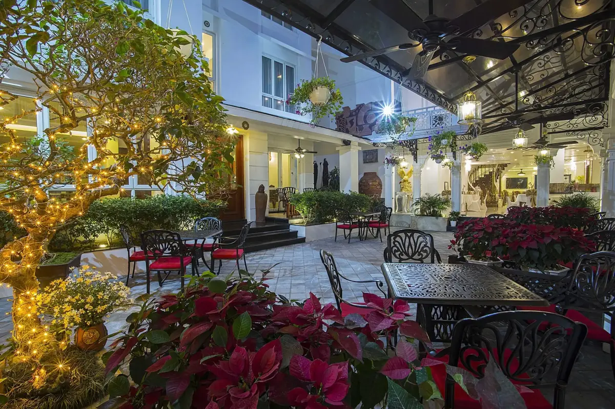 Khách sạn New Era Hotel & Villa Hà Nội