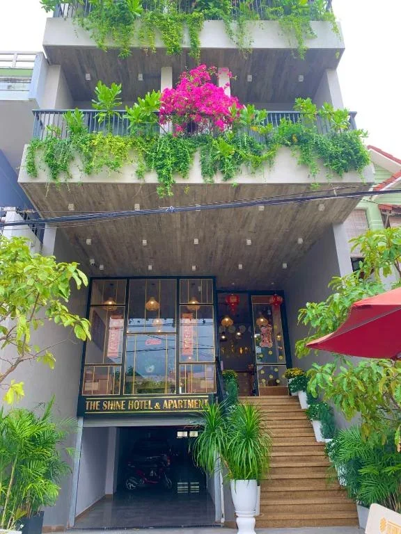 Khách sạn The Shine Hotel Đà Nẵng
