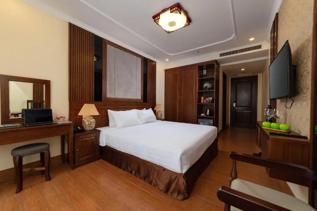 Khách sạn The West Hotel & Spa Hà Nội