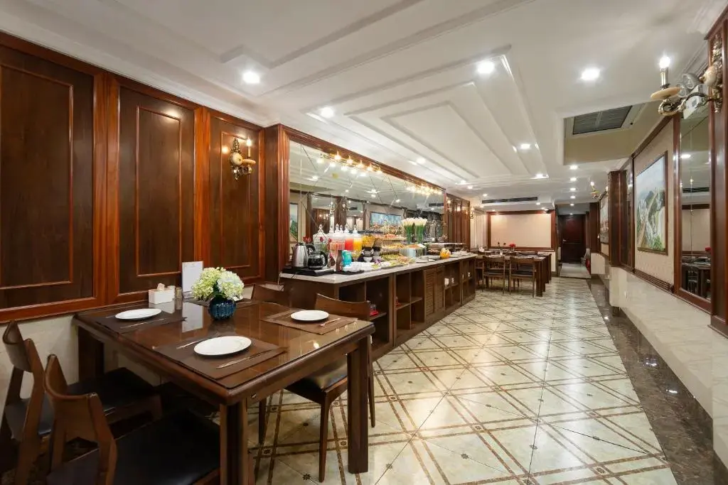 Khách sạn The West Hotel & Spa Hà Nội