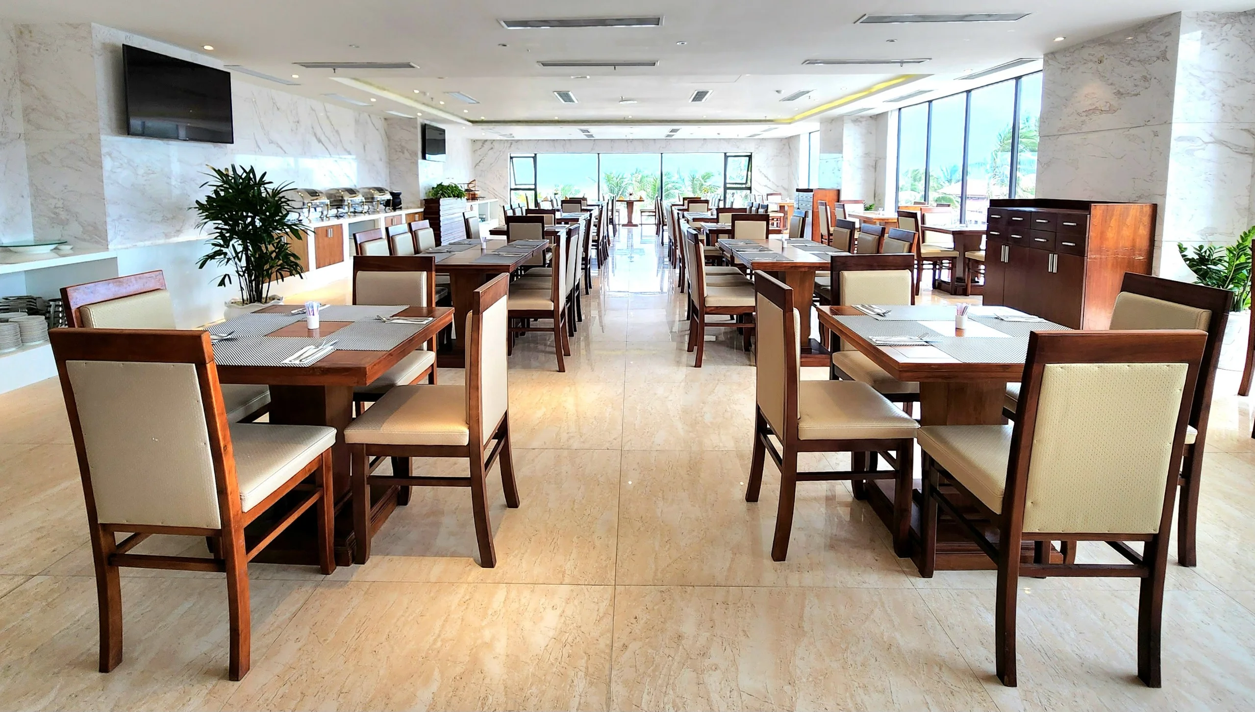 Khách sạn Yarra Ocean Suites Đà Nẵng