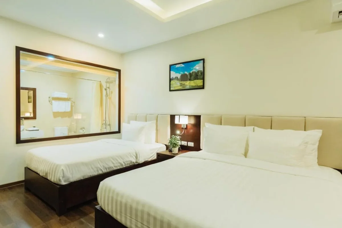 Khách sạn Paragon Nội Bài Hotel & Pool Hà Nội
