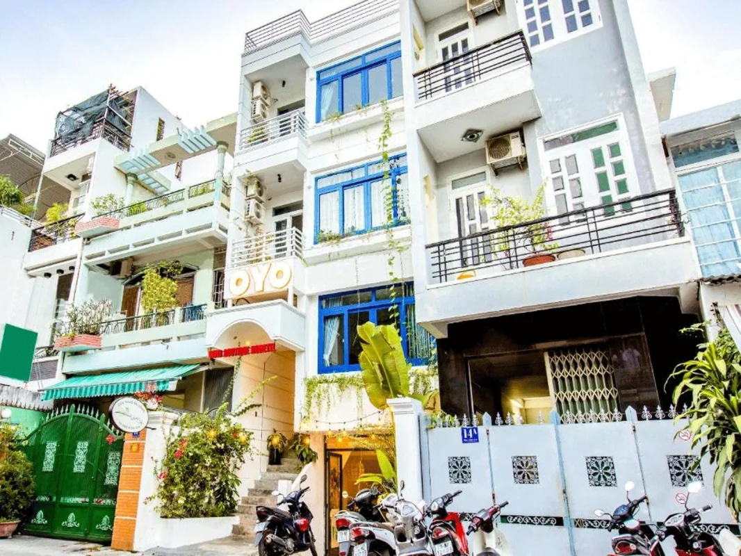 Khách sạn GIS Hotel Nha Trang
