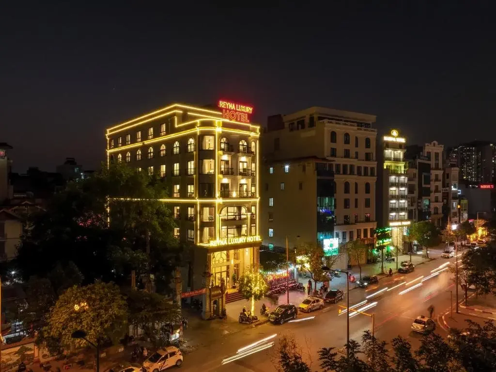 Khách sạn Reyna Luxury Hotel & Spa Hà Nội