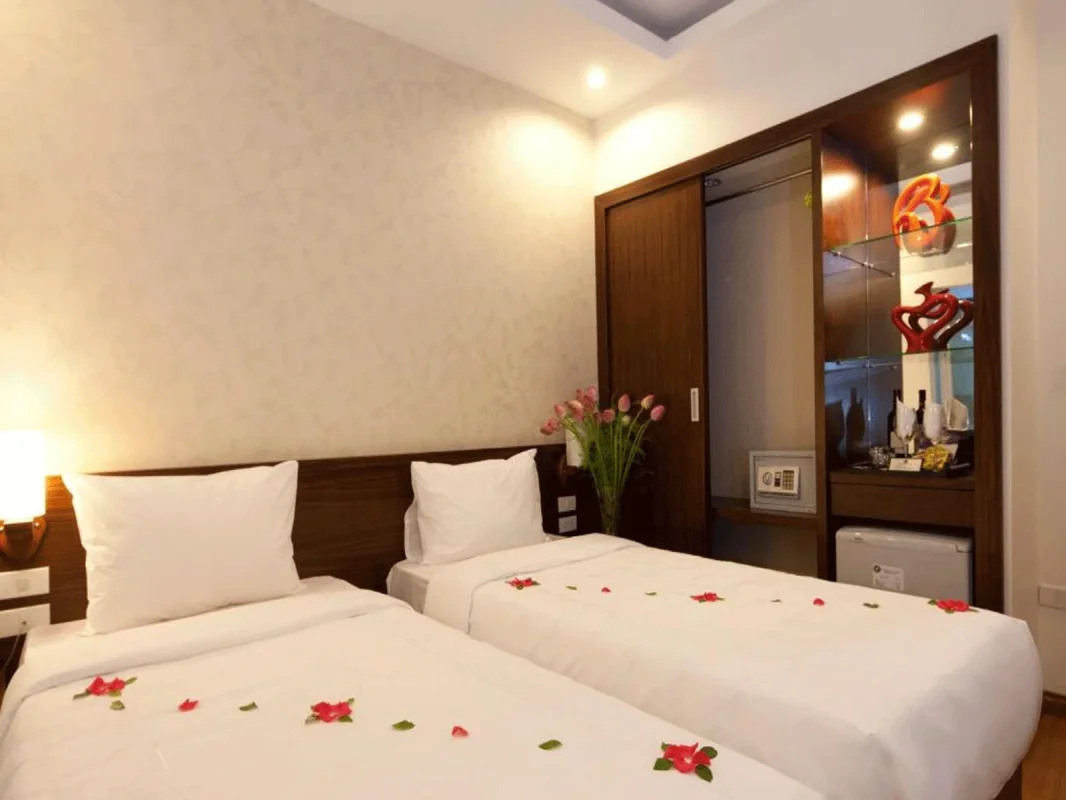 Khách sạn Rising Dragon Legend Hotel Hà Nội