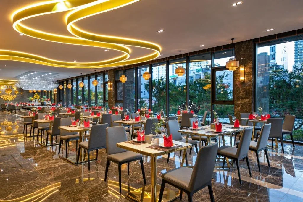 Khách sạn Golden Lotus Grand Hotel Đà Nẵng