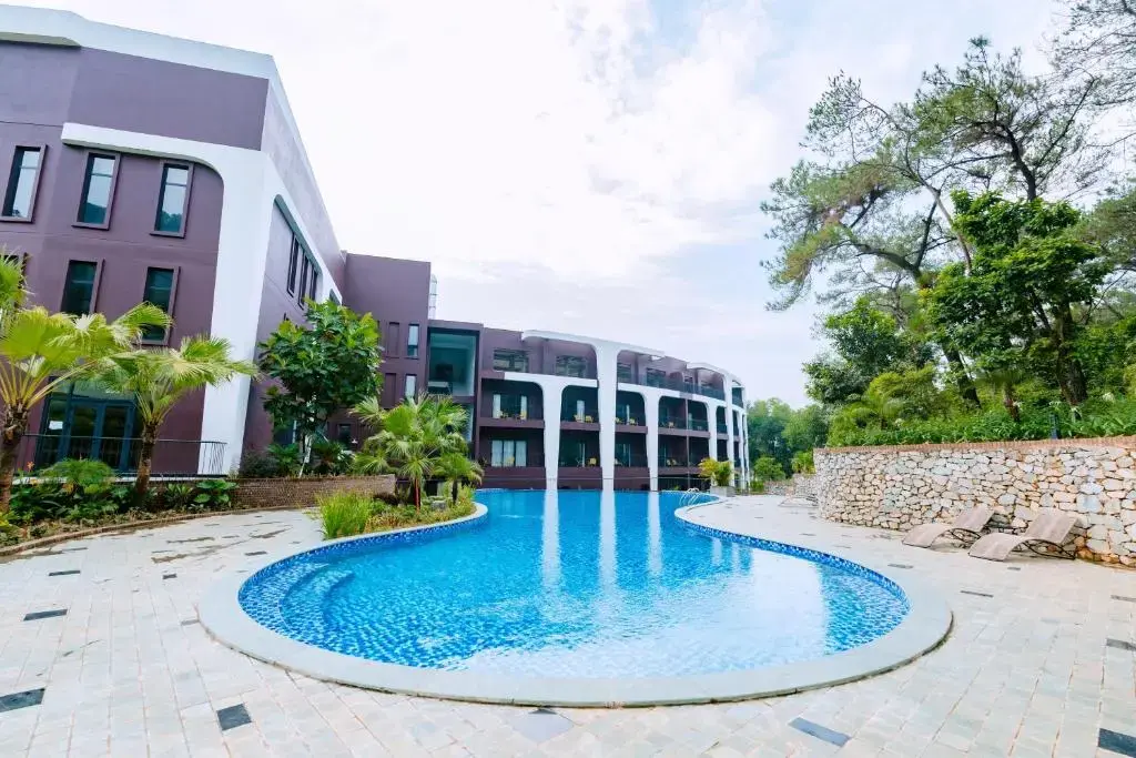 Soc Village Wellness & Retreat Hà Nội Resort