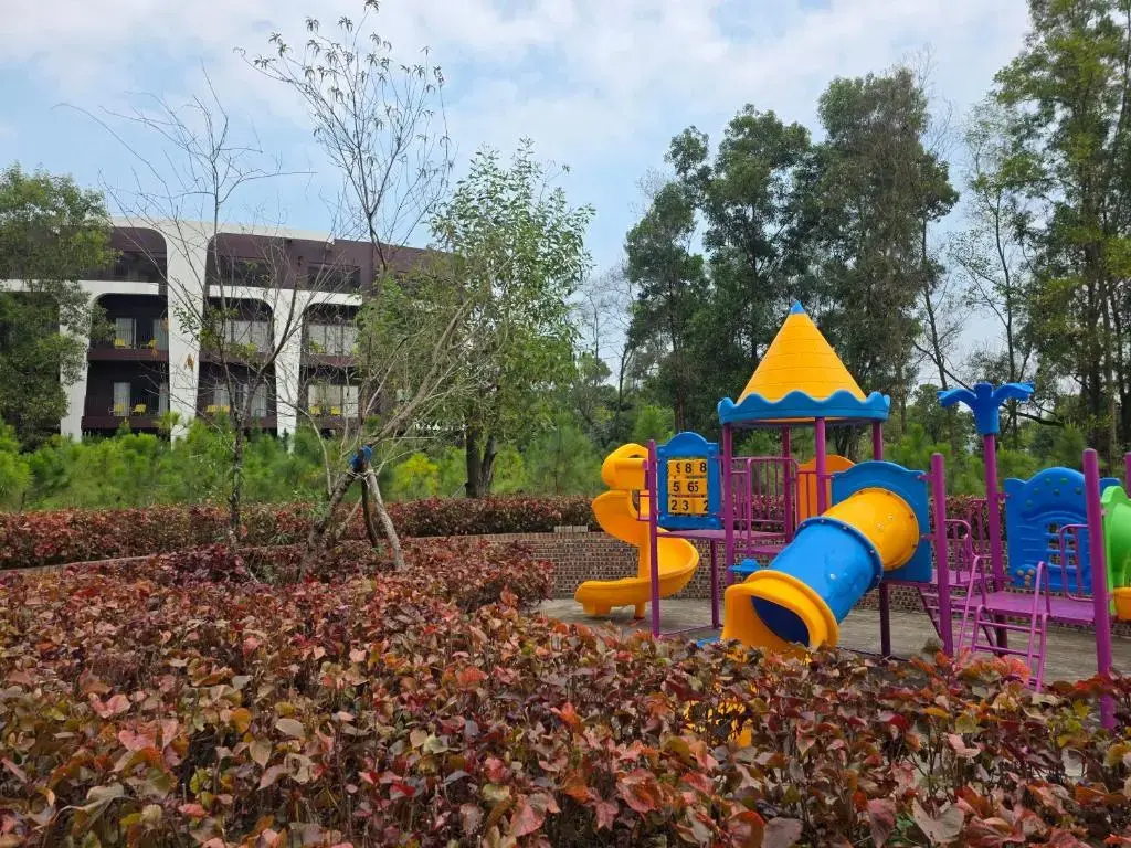 Soc Village Wellness & Retreat Hà Nội Resort
