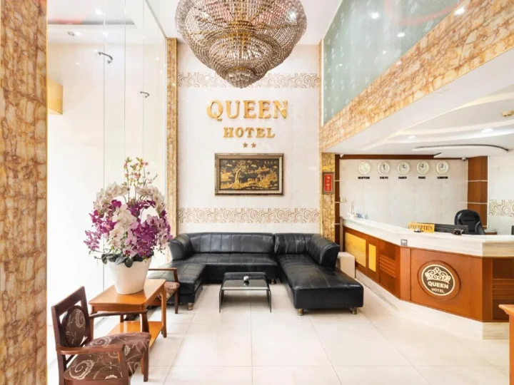 Queen Hotel Airport Hồ Chí Minh