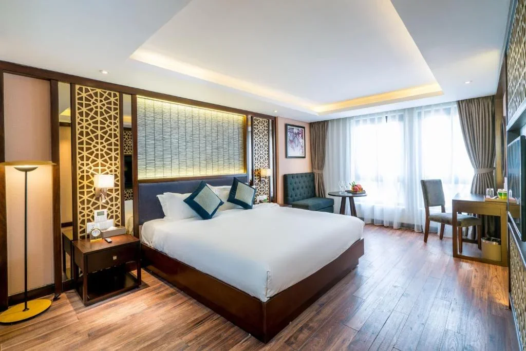 Khách sạn Conifer Grand Hotel Hà Nội