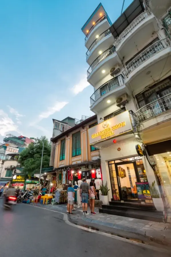 Khách sạn Charming Moon Hotel Hà Nội