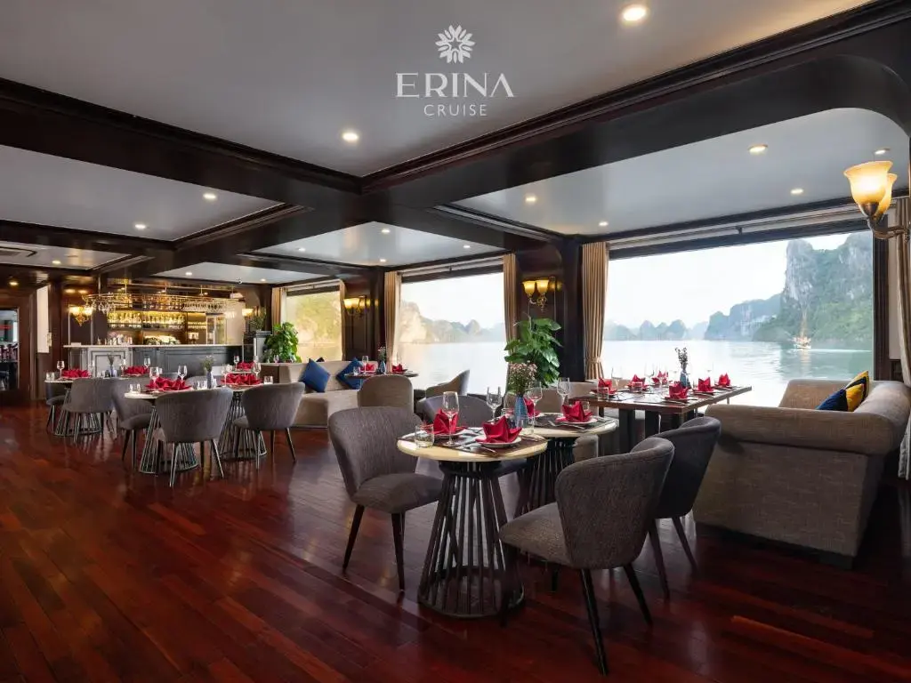 Du thuyền Erina Cruise Hạ Long