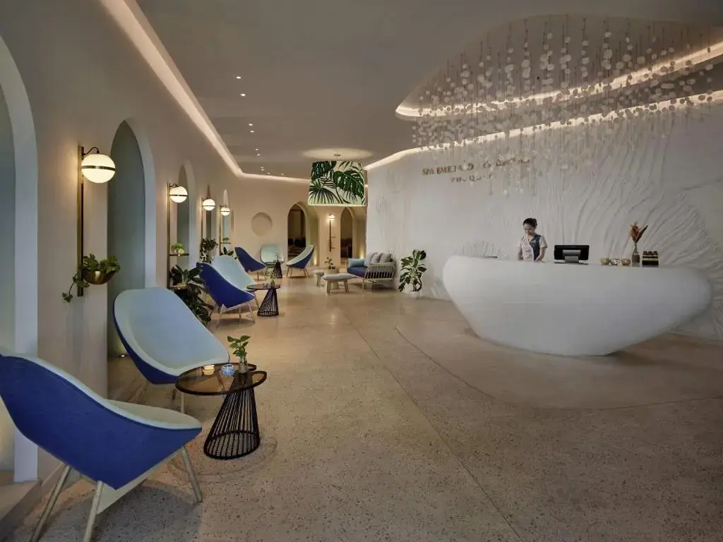 Khách sạn Premier Residences Phú Quốc Emerald Bay Managed by Accor Hotel