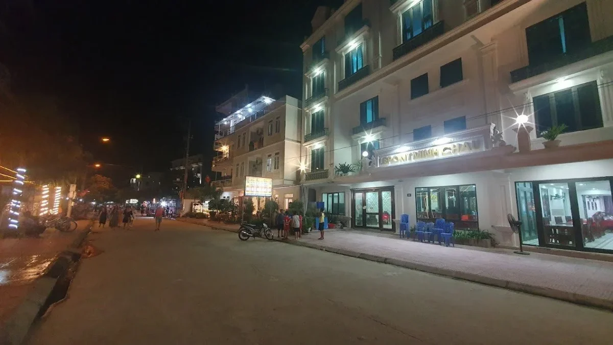 Khách sạn Lepont Minh Châu Hotel Quảng Ninh