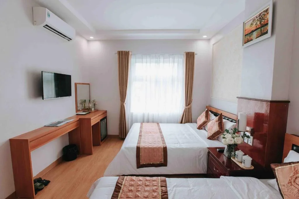 Khách sạn Golden Coto Hotel Quảng Ninh