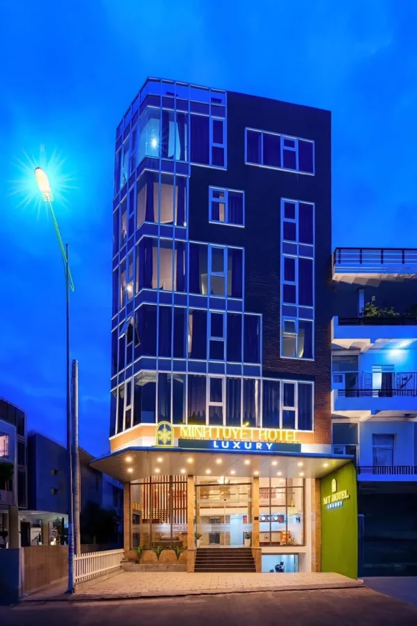 Khách sạn Minh Tuyết Luxury Hotel Managed by HT Nha Trang