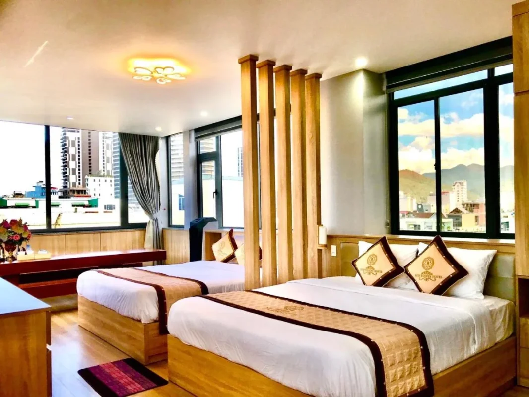 Khách sạn Ruby Luxury Hotel Quy Nhơn