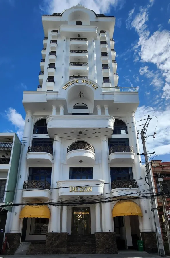 Khách sạn Dezon Hotel Quy Nhơn