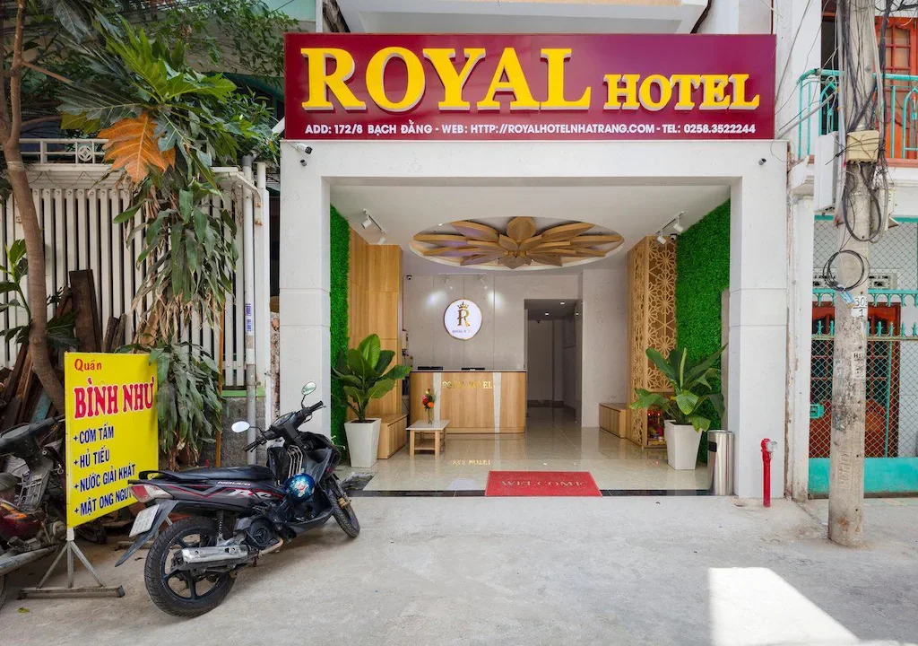 Khách sạn Royal Hotel Nha Trang