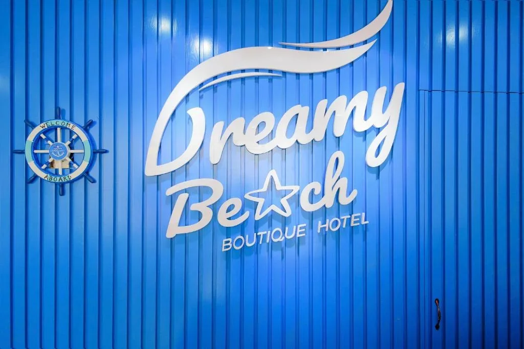 Khách sạn Dreamy Beach Boutique Hotel Đà Nẵng