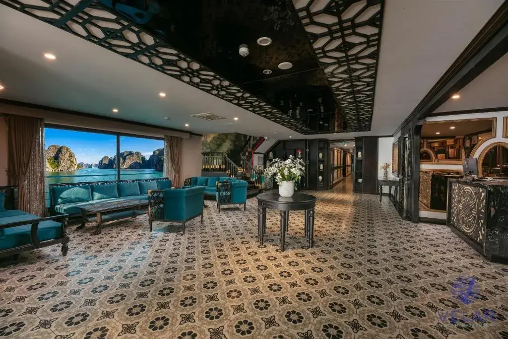 Du thuyền Velar Of The Seas Cruise Hạ Long