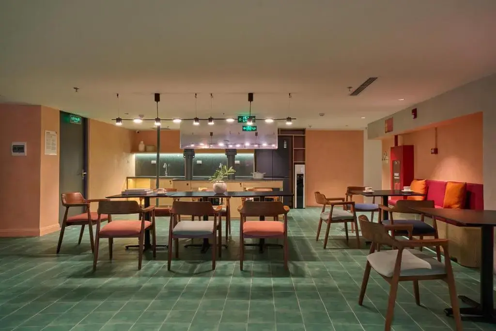 Khách sạn M Village Hotel Long Biên Hà Nội
