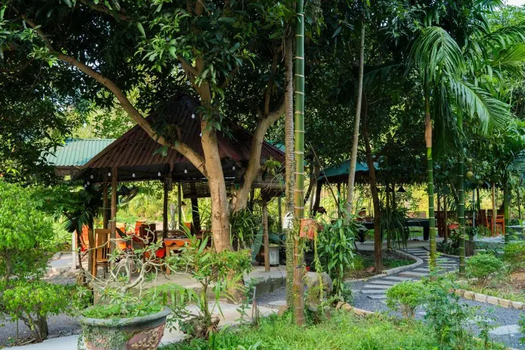 Homestay The Valley Lodge Trang An Ninh Bình