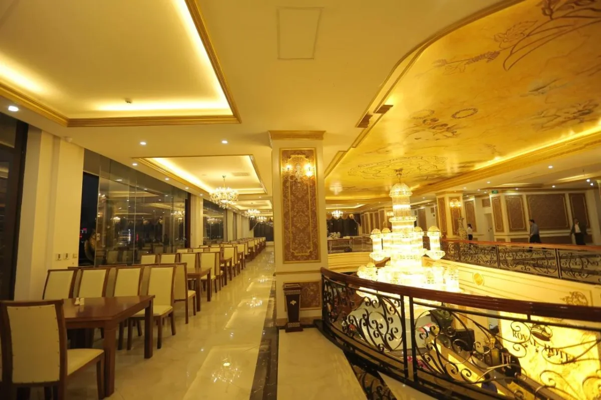 Khách sạn Lào Cai Royal Hotel