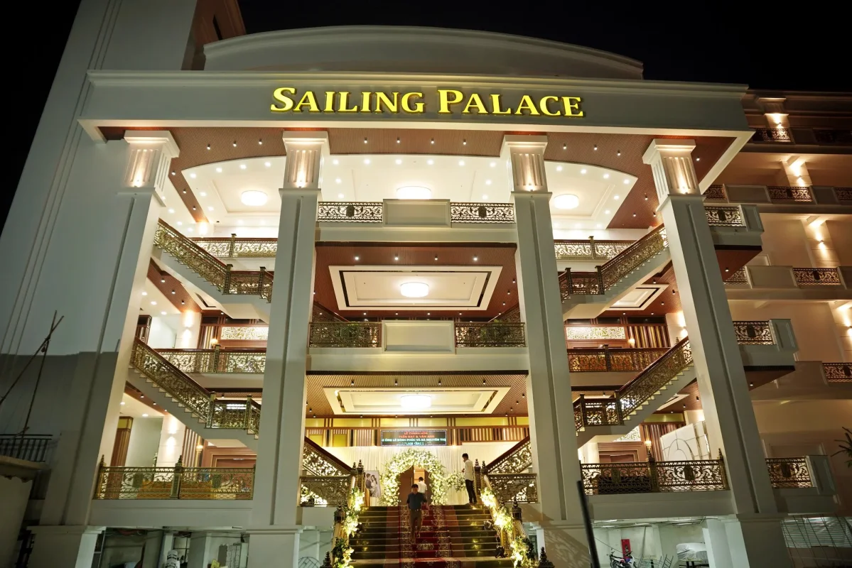 Khách sạn Sailing Tower Hotel Hà Tĩnh