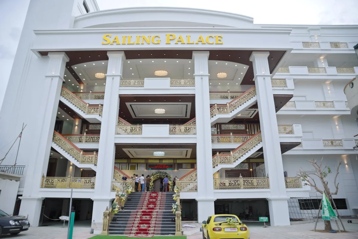 Khách sạn Sailing Tower Hotel Hà Tĩnh
