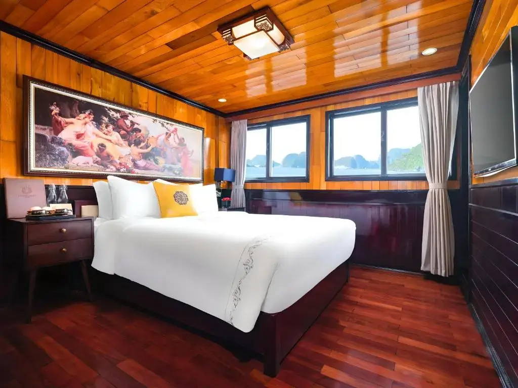 Du thuyền Hera Classic Boutique Cruise Halong Hạ Long