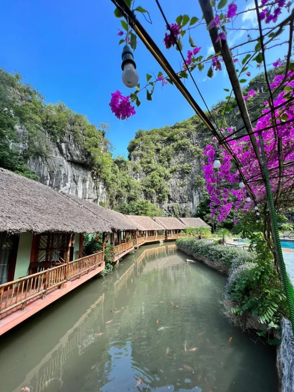 Khách sạn Tam Cốc Nature Lodge Ninh Bình